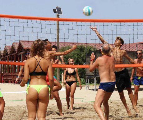 BEACH VOLLEY