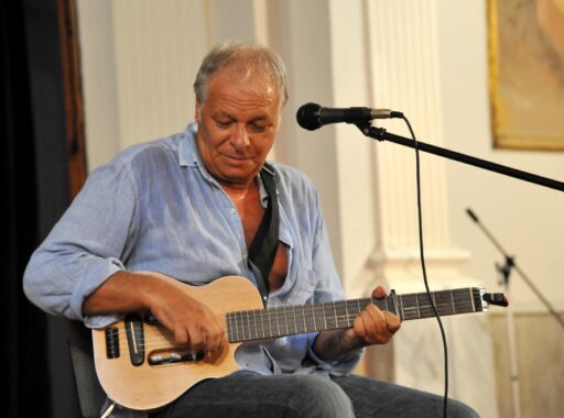 ENZO GRAGNANIELLO in concerto gratuito a LE CASTELLA il 12 luglio 2024